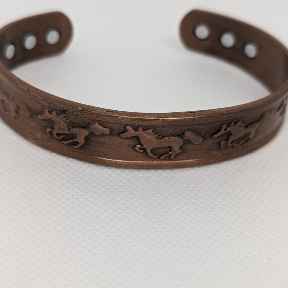 Rustic Equine Metal Bangle - Picture 1 of 1